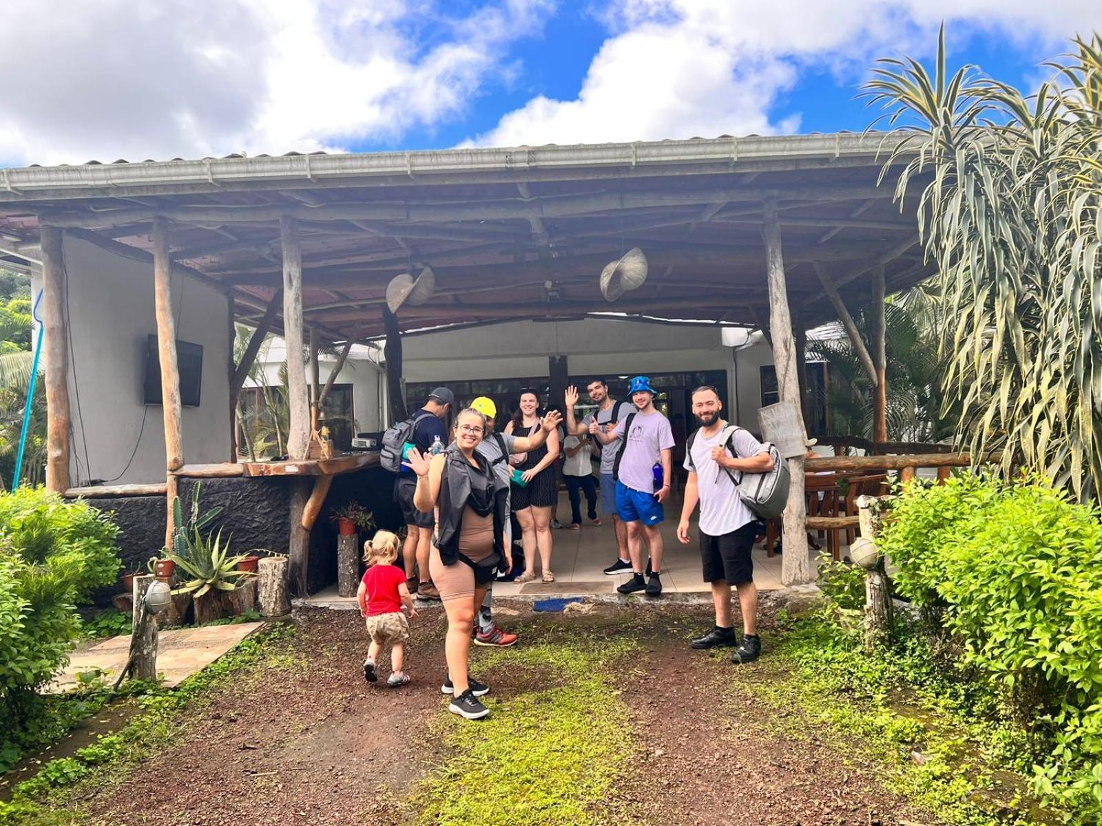 Natura Gardens Galapagos Беллависта Экстерьер фото