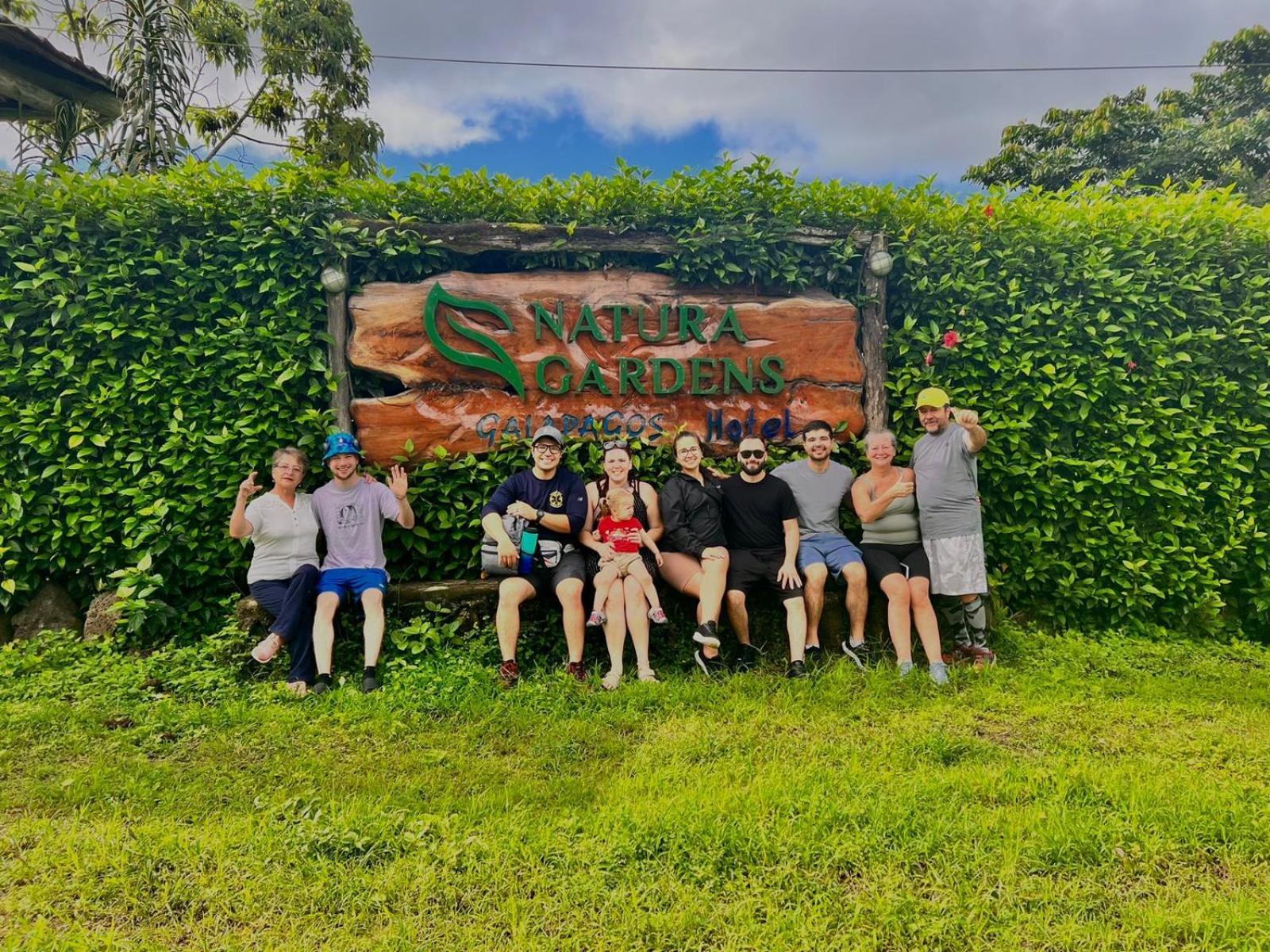 Natura Gardens Galapagos Беллависта Экстерьер фото